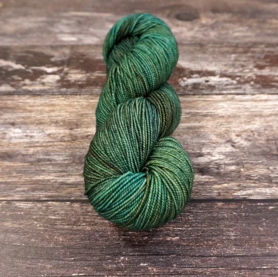 Fyberspates_Vivacious_4ply_605_Deep_Forest